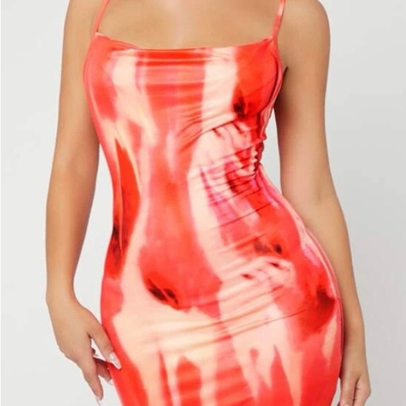 Small tie dye print fitted dress - Picture 4 of 5